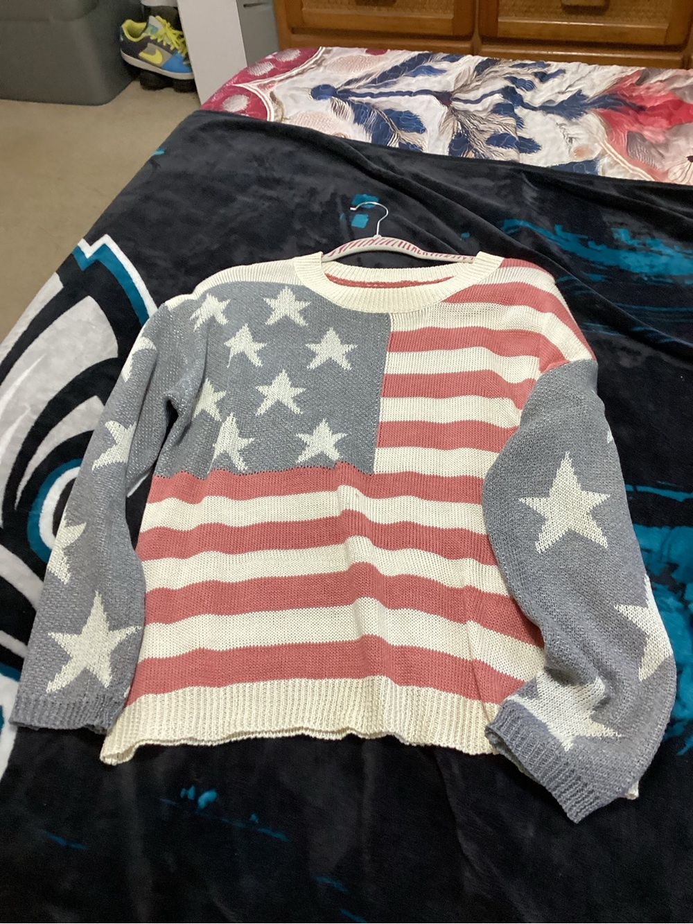 SHEIN Women's Flag-Print Crewneck Sweater in Red, White & Gray